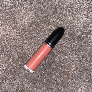 Liquid lipstick